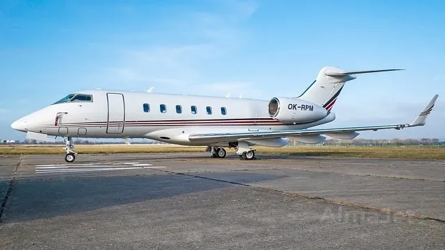 Challenger 300