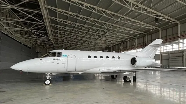 Hawker 900XP