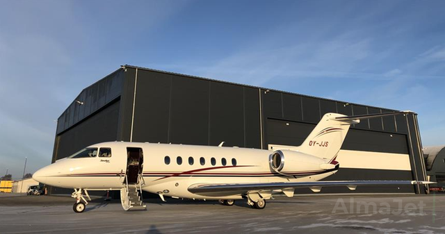 Hawker 4000