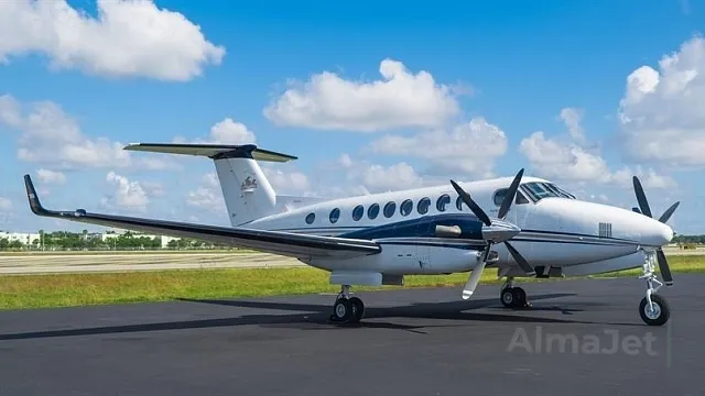 King Air 360