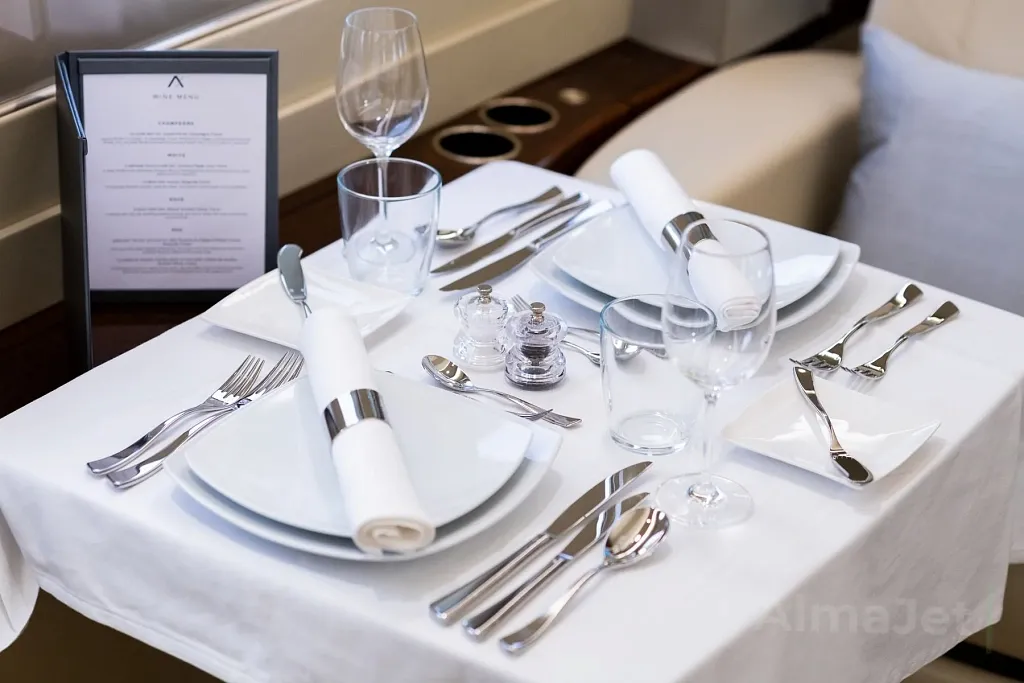 Embraer Lineage 1000