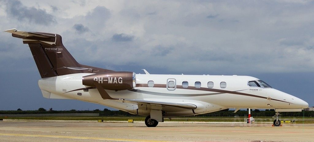 Phenom 300