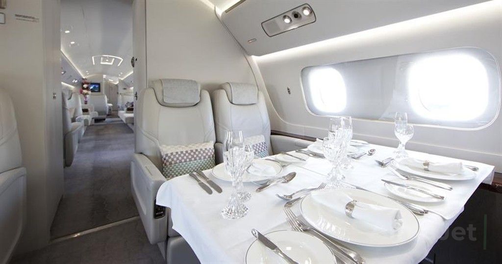 Embraer Lineage 1000