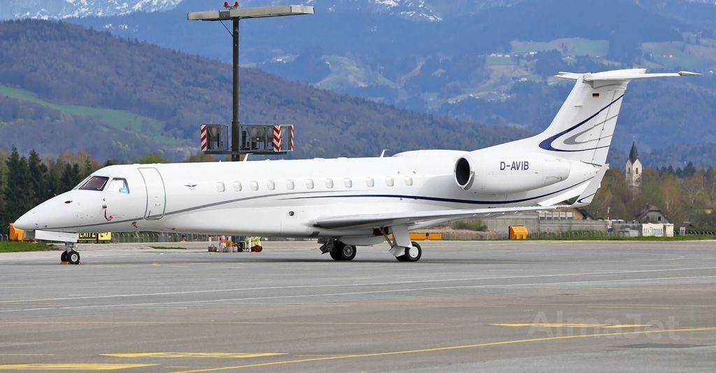 Embraer Legacy 600