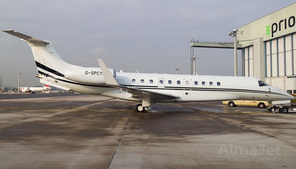 Embraer Legacy 650