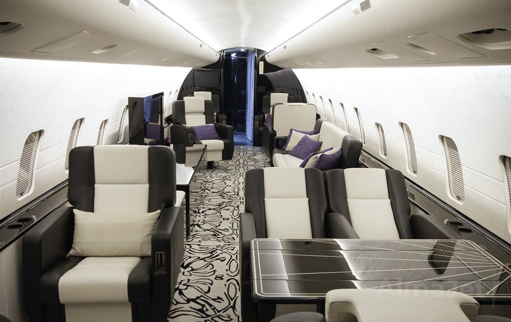 Bombardier CRJ-200LR