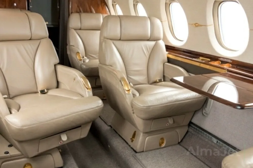 Hawker 800XP