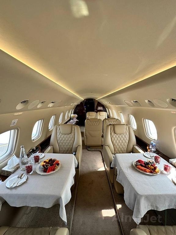 Embraer Legacy 650