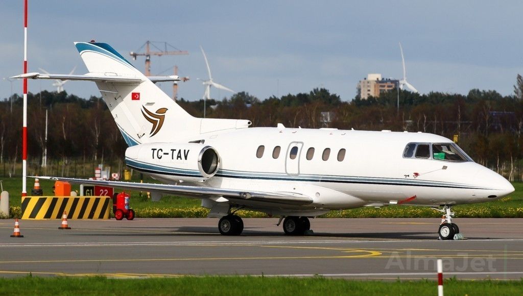 Hawker 800XP