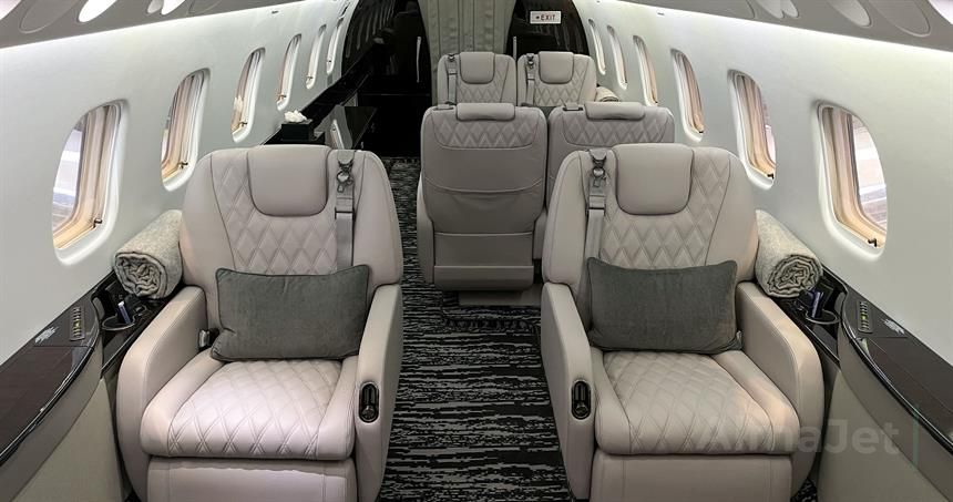 Embraer Legacy 650